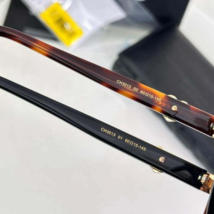 Picture of Chanel Sunglasses _SKUfw76719624fw